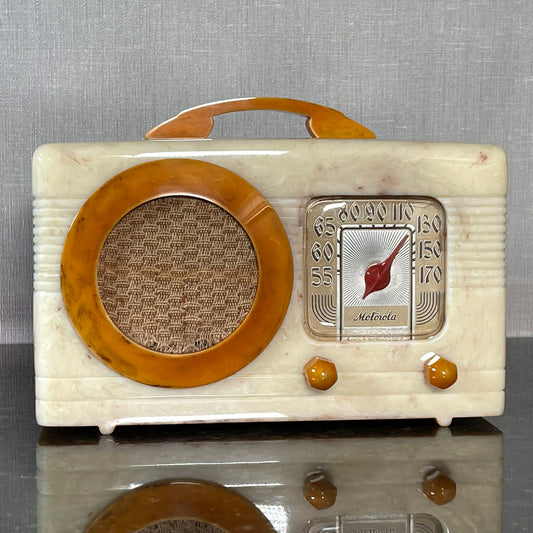 Motorola 50XC-3 Catalin Radio Bespoke Radio. ART DECO