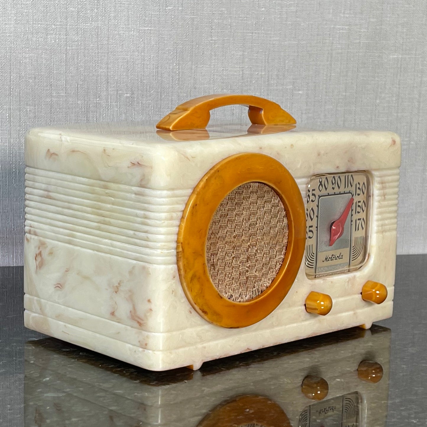 Motorola 50XC-3 Catalin Radio Bespoke Radio. ART DECO